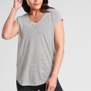 Athleta Cloudlight Stratus White Black Stripe Scoop Neck Short Sleeve T Shirt L